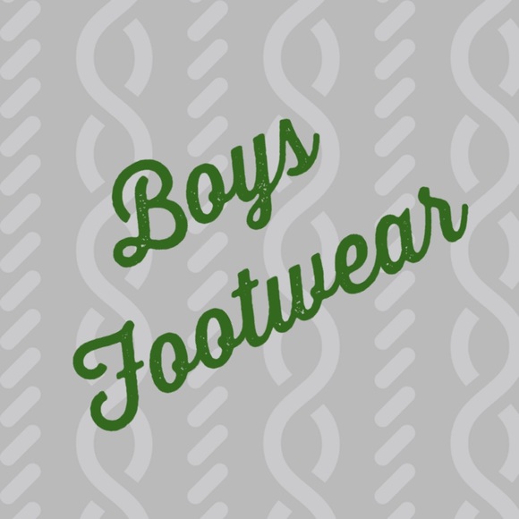 Assorted shoes/slippers/sandals - Picture 1 of 1